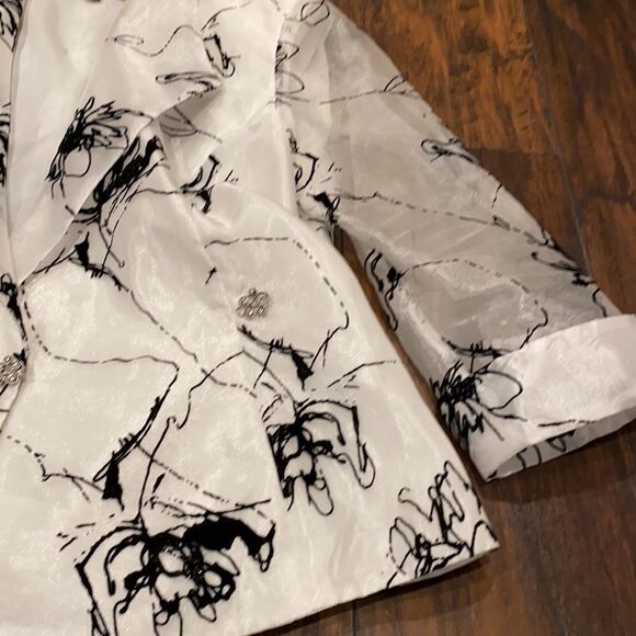 R&M Richards floating flowers size 12 blazer 3/4 see through sleeves silky feel - Picture 2 of 16